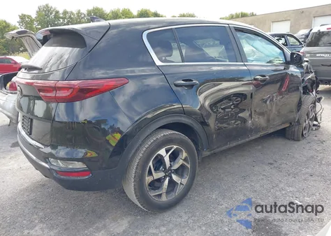 2022 Kia Sportage Lx z USA, uszkodzony, nr VIN KNDPMCAC9N7990349